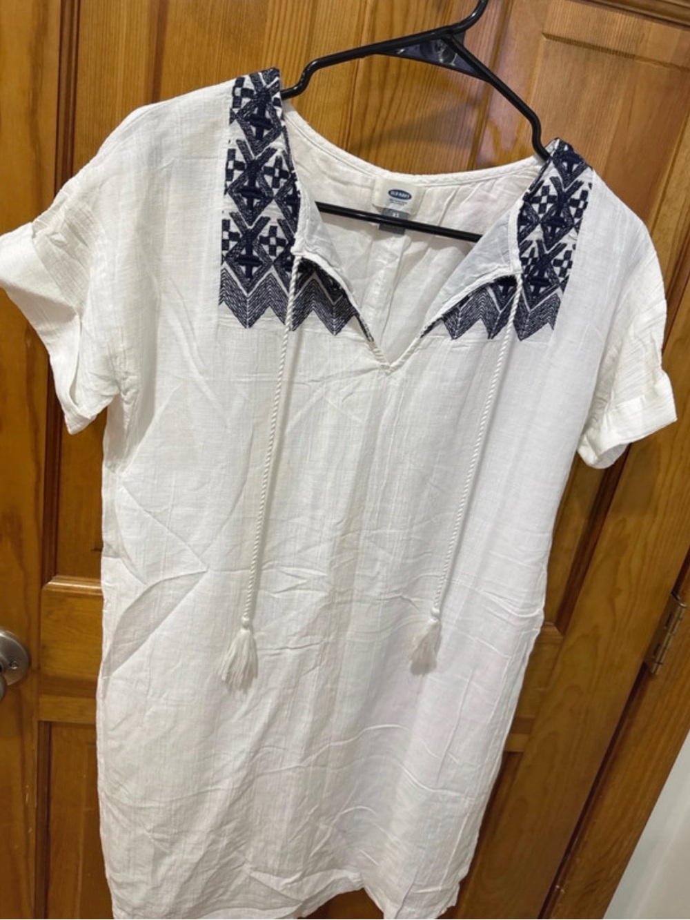 Old Navy White Embroidered Dress